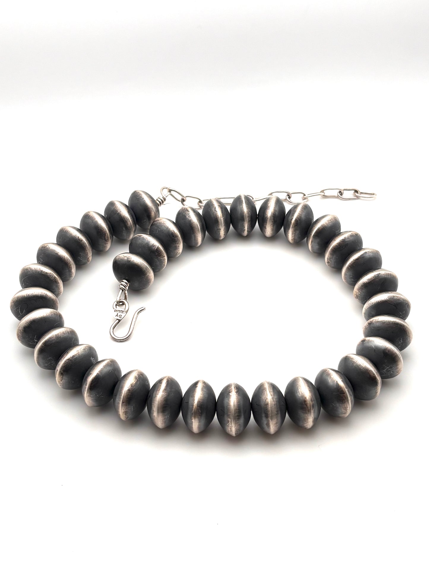 Stanford Yazzie 24mm Navajo Pearls