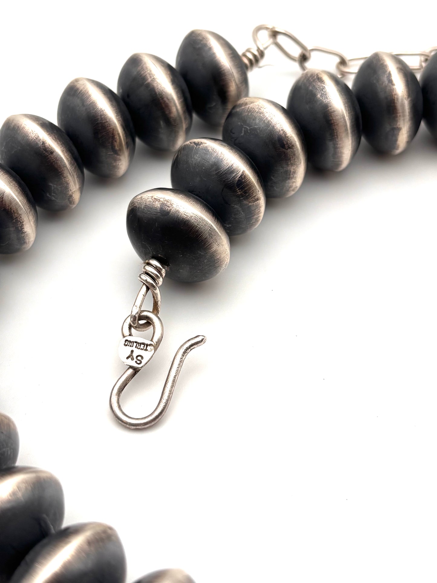 Stanford Yazzie 24mm Navajo Pearls